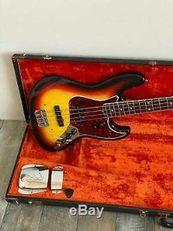 1966 Vintage Fender Jazz Bass Sunburst Rare Lollipop Tuners Fender Hard Case