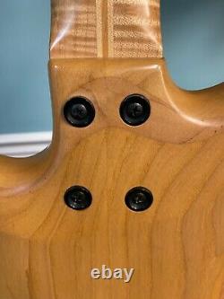 Dear John D-Town guitars S type tremelo Bass Laminated Maple Ash, hipshot tuners