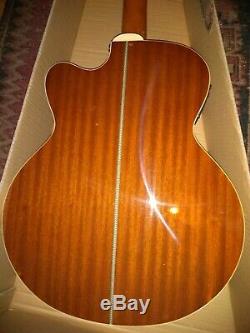 Deluxe 5 String Electro Acoustic Bass Guitar With Builtin Tuner