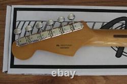 Fender'50s Stratocaster Soft V Maple Neck with Vintage Tuners # 483 099-1002-921