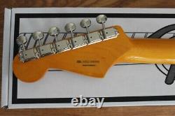 Fender'60s Stratocaster Nitro Lacquer Neck w Vintage Tuners # 908 099-2213-921