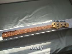Fender Player Jazz Bass Neck with Tuners Pau Ferro made in Mexico