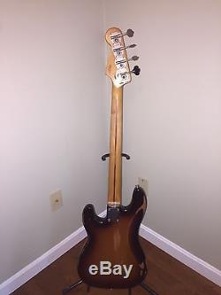 Fender Road Worn'50s Precision Electric Bass Guitar w Hipshot Xtender Tuner