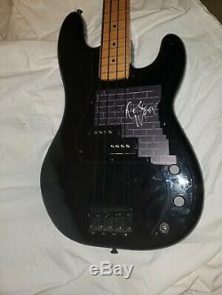 Fender Roger Waters Precision Electric Bass Guitar with Hipshot Xtender tuner