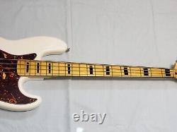 Fender Squier Classic Vibe'70s Jazz Bass Upgraded With Gator Case Mint