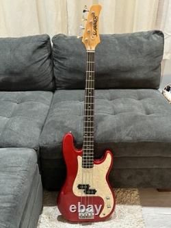 Hamer Slammer Red Electric Bass with Silverstone Bass amp + Chromatic tuner
