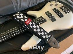 Ibanez SR300F Fretless Bass Pearl White with Gig Bag, Strap, and Korg Tuner