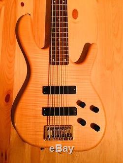 Ken Smith design Deluxe 5 String Bass with Gotoh Tuners