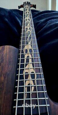 SJ Custom Guitars THE FLAME 5 string bass, nordstrand Pickups, Hipshot Tuners