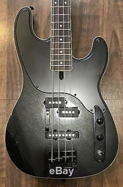 Schecter Michael Anthony Bass with Case and Hipshot D-Tuner