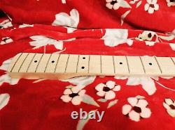 Squier by Fender Bronco Bass Short Scale Guitar Neck Maple Fretboard + Tuners