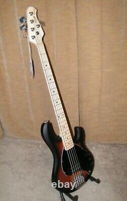 Sterling by Music Man StingRay Ray5 5-String Electric Bass 1 Broken Tuner