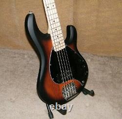 Sterling by Music Man StingRay Ray5 5-String Electric Bass 1 Broken Tuner