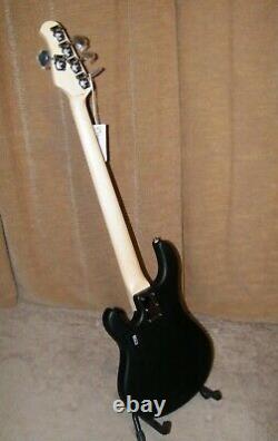 Sterling by Music Man StingRay Ray5 5-String Electric Bass 1 Broken Tuner