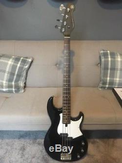 Yamaha BB234 BRAND NEW Bass Guitar, black with white scratch plate